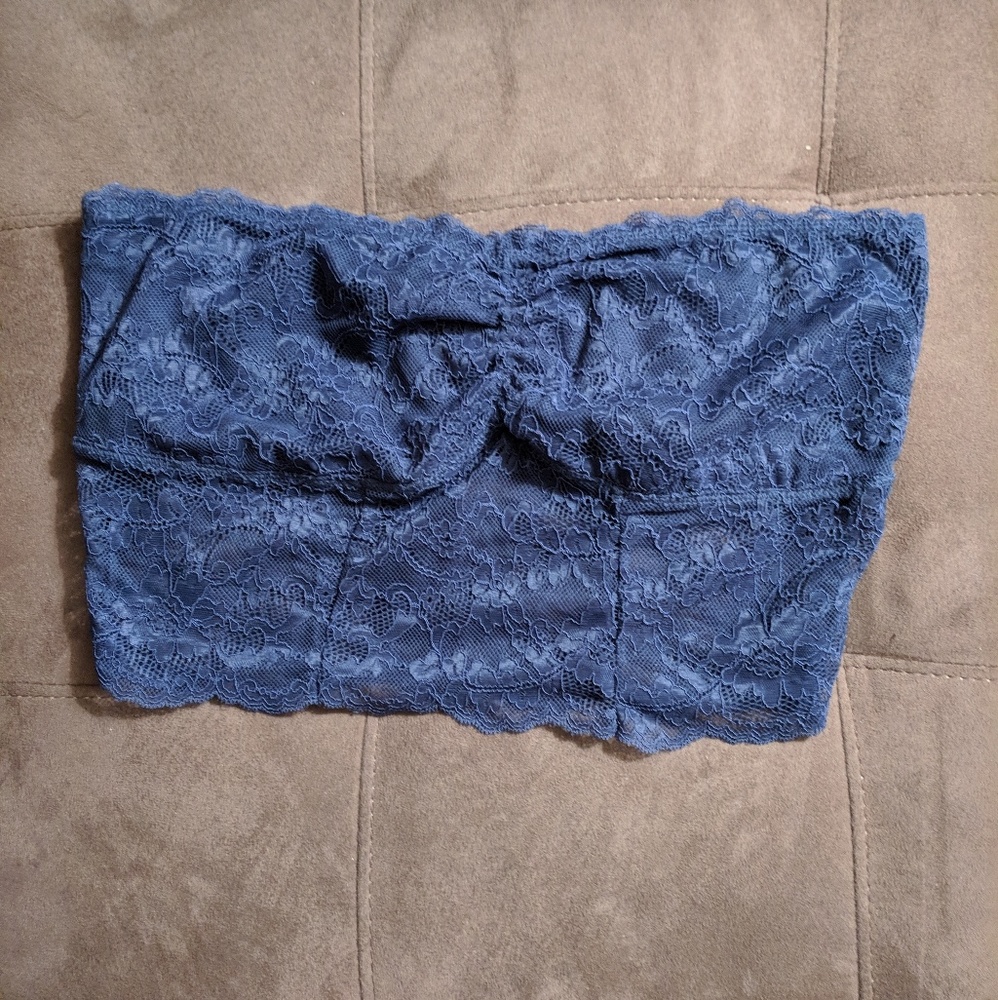 Navy lace bandeau bra
